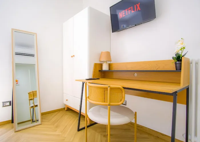 Elegantis Gracchi - Your Chic Retreat In - Vatican Area Апартаменты